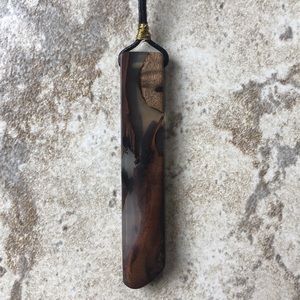 NWT Wooden Pendant Necklace